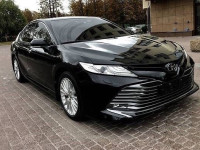 Аренда авто "Toyota Camry Premium+ 2018" с водителем Киев