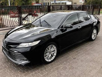 Аренда авто "Toyota Camry Premium+ 2018" с водителем Киев