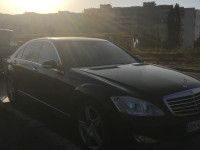 Аренда авто Mercedes w221 s550 с водителем в Киеве