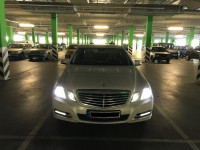 Аренда Mercedes E-212 c водителем Киев