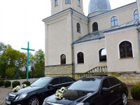 Прокат авто на весілля Мерседес Крайслер Тойота та інші седани.