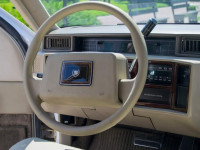 Аренда автомобиля Cadillac Fleetwood с водителем Киев