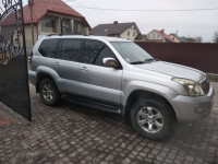 Оренда авто Toyota Land cruiser Prado (120) з водієм Івано-франківськ