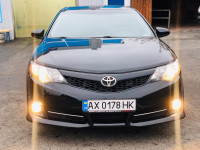 Аренда авто  Toyota Camry с водителем в Харькове