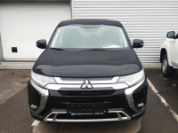 Заказ авто Mitsubishi Outlander с водителем Харьков