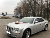 Аренда авто на свадьбу Chrysler 300C