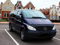 Заказ микроавтобуса Mercedes Vito с водителем Киев