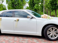 Премиум класс Chrysler 300c 2020г.в 350/час белый салон, панорамная крыша...