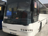 Автобусом МЕРСЕДЕС  56  мест.