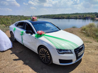 Самый красивый авто на свадьбу.Белоснежный Крайслер 300с.